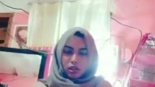 Hijabi tgirl